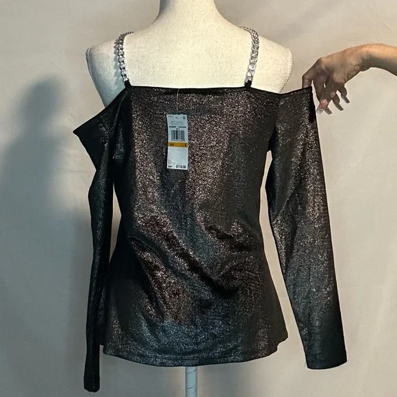 Beautiful MI holiday or going out top - Picture 5 of 7